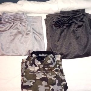 3 Boys L gym shorts